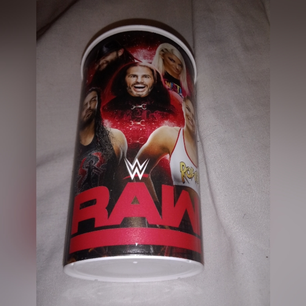 WWE RAW Collector Cup 2018
